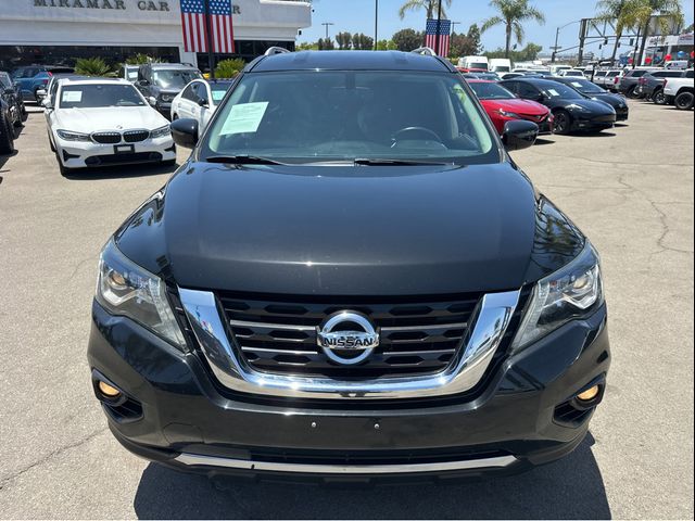 2020 Nissan Pathfinder SV