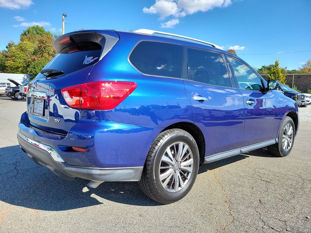 2020 Nissan Pathfinder SV