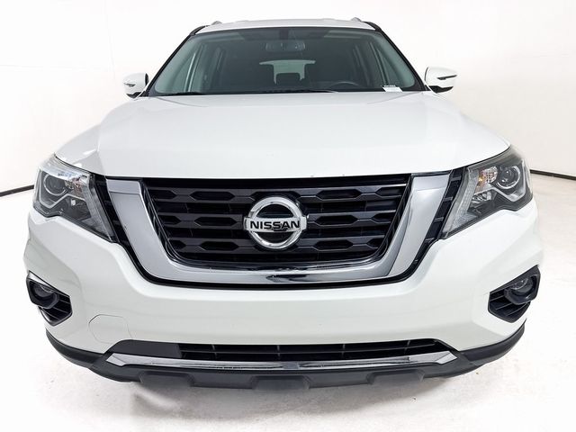 2020 Nissan Pathfinder SV