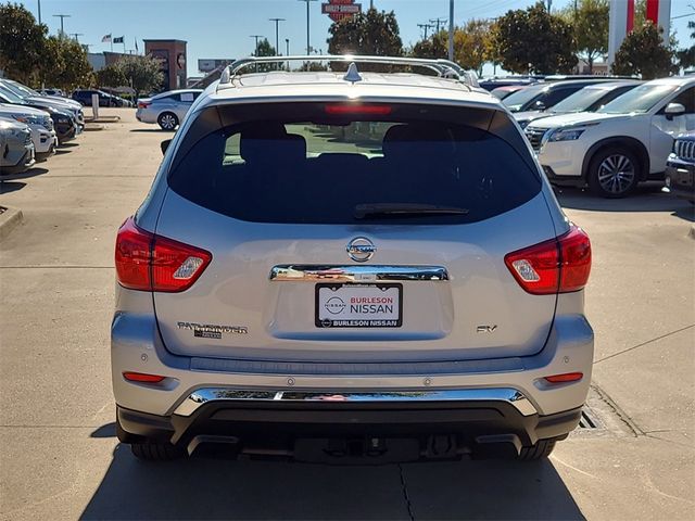 2020 Nissan Pathfinder SV