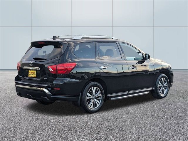 2020 Nissan Pathfinder SV