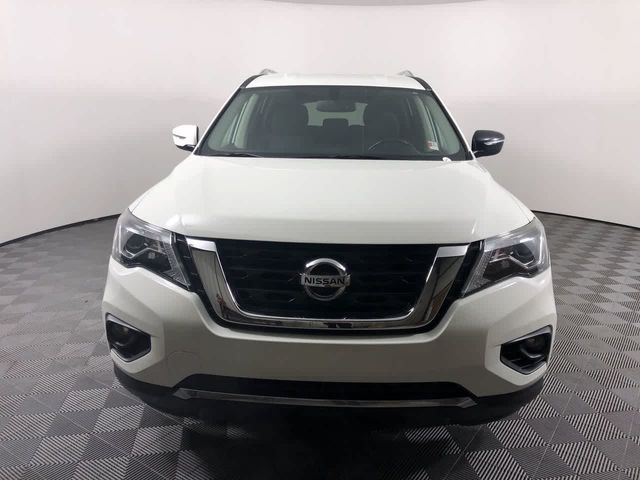 2020 Nissan Pathfinder SV