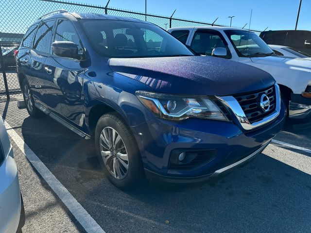 2020 Nissan Pathfinder SV