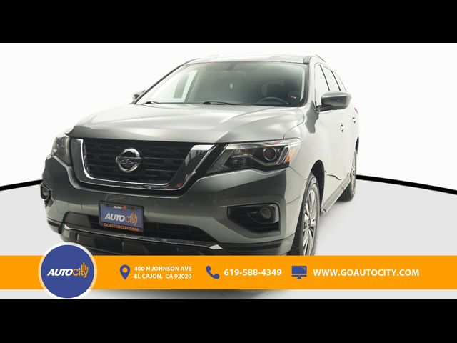 2020 Nissan Pathfinder SV