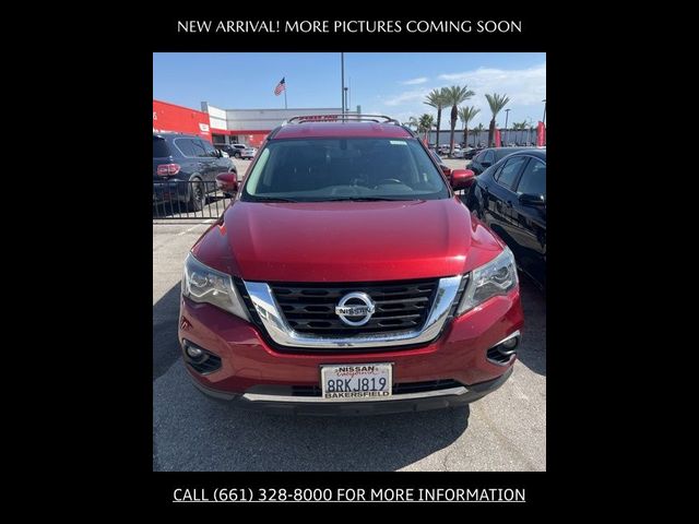 2020 Nissan Pathfinder SV