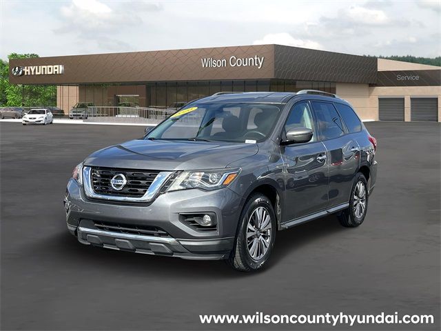 2020 Nissan Pathfinder SV