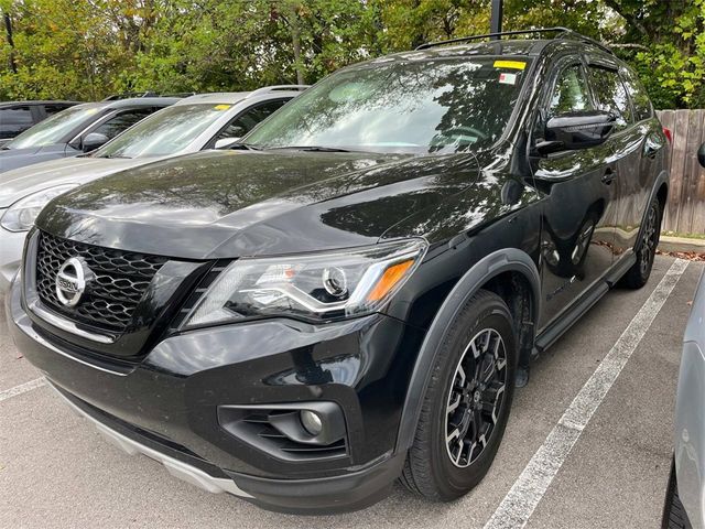 2020 Nissan Pathfinder SV