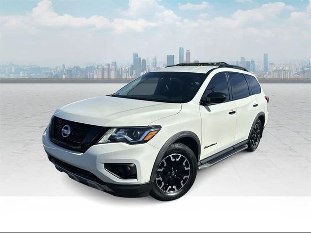 2020 Nissan Pathfinder SV