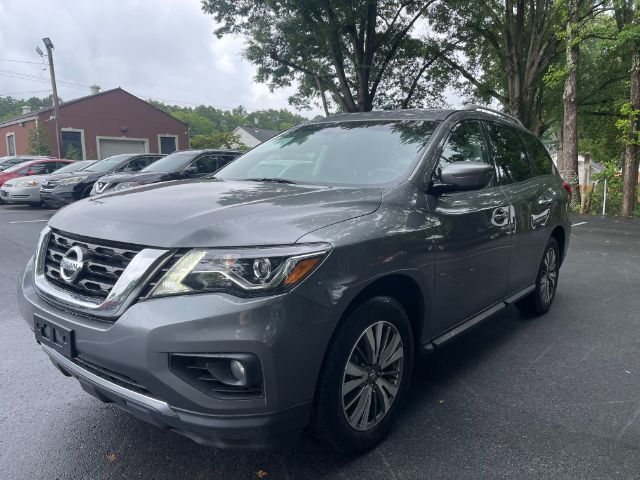 2020 Nissan Pathfinder SV