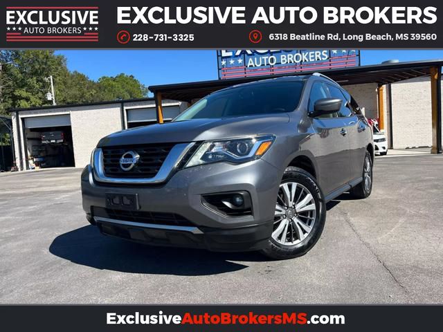 2020 Nissan Pathfinder SV