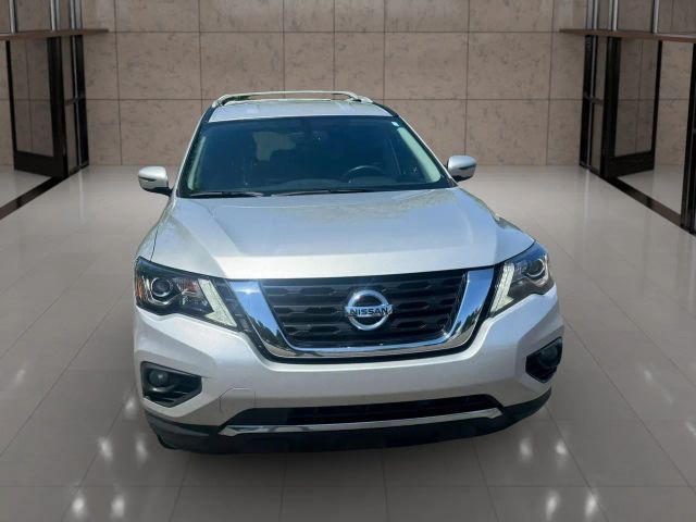 2020 Nissan Pathfinder SV
