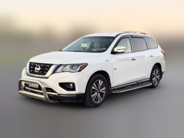 2020 Nissan Pathfinder SV