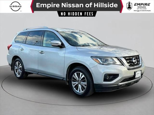 2020 Nissan Pathfinder S