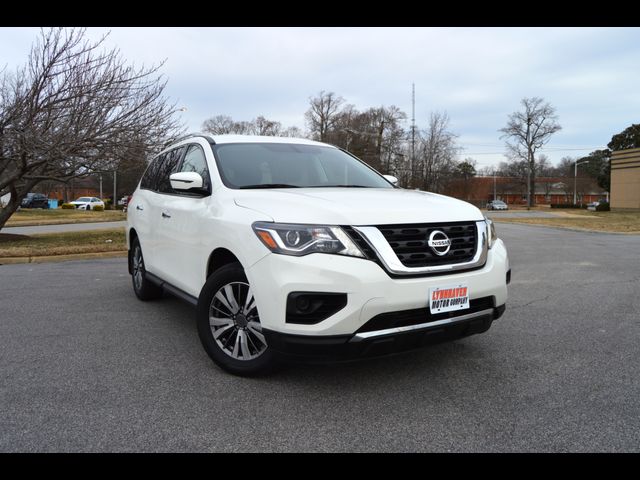 2020 Nissan Pathfinder S