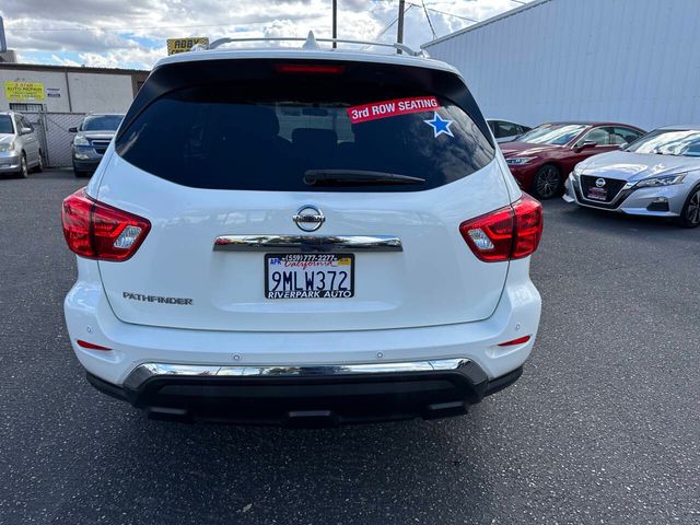 2020 Nissan Pathfinder S