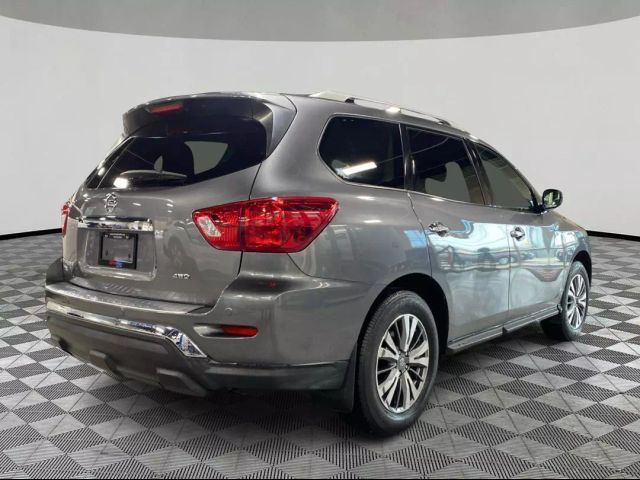 2020 Nissan Pathfinder S