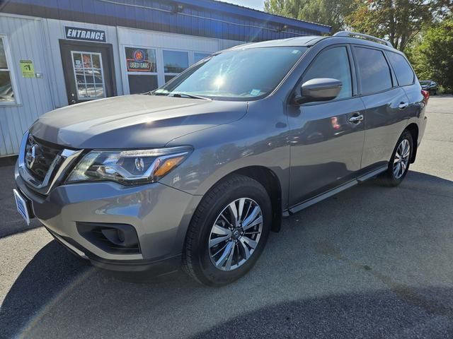 2020 Nissan Pathfinder S