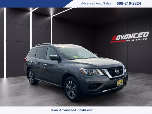 2020 Nissan Pathfinder S