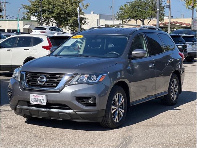 2020 Nissan Pathfinder S