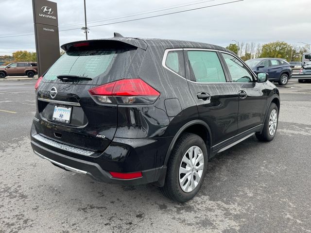 2020 Nissan Rogue S