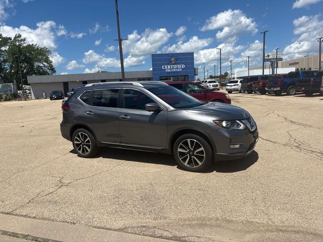 2020 Nissan Rogue SL