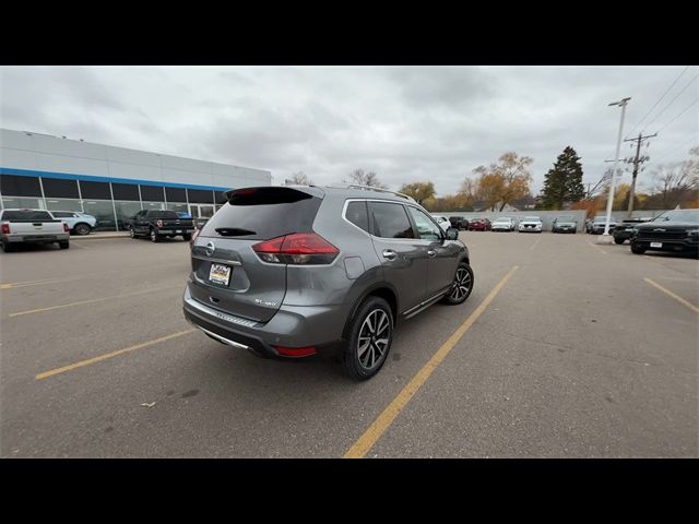 2020 Nissan Rogue SL