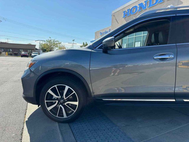 2020 Nissan Rogue SL