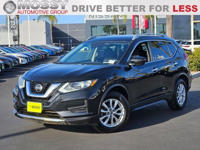 2020 Nissan Rogue SV