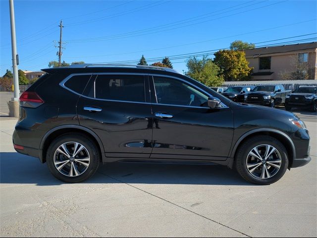 2020 Nissan Rogue SV