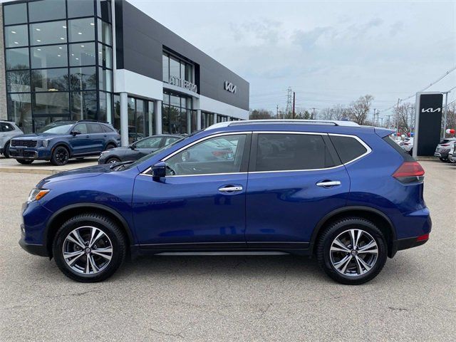2020 Nissan Rogue SV