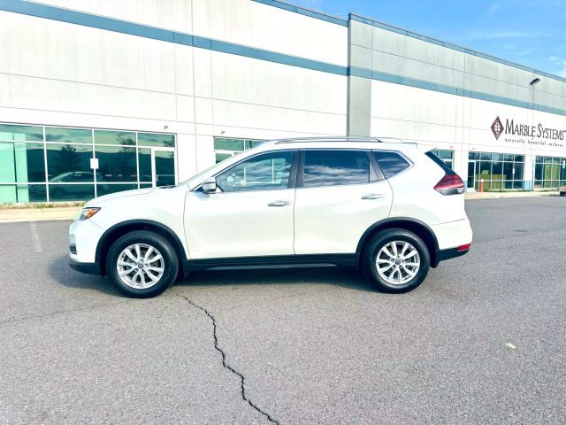 2020 Nissan Rogue SV