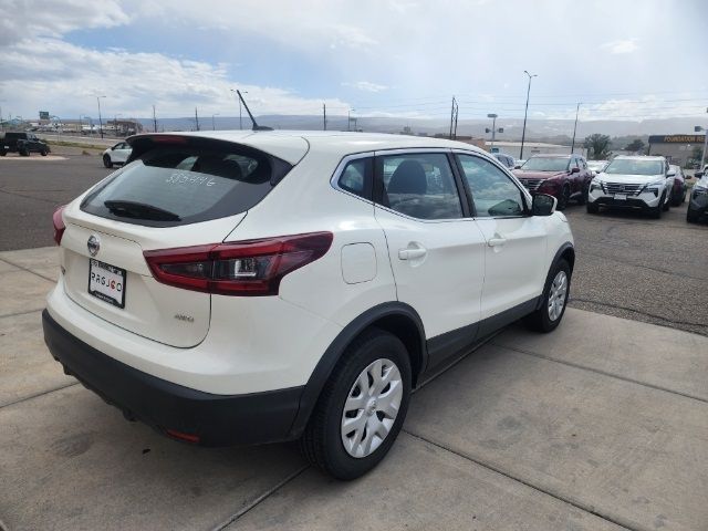 2020 Nissan Rogue Sport S