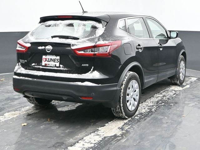 2020 Nissan Rogue Sport S