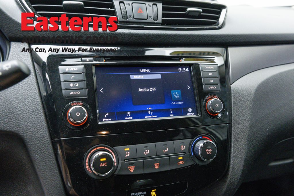 2020 Nissan Rogue Sport 53