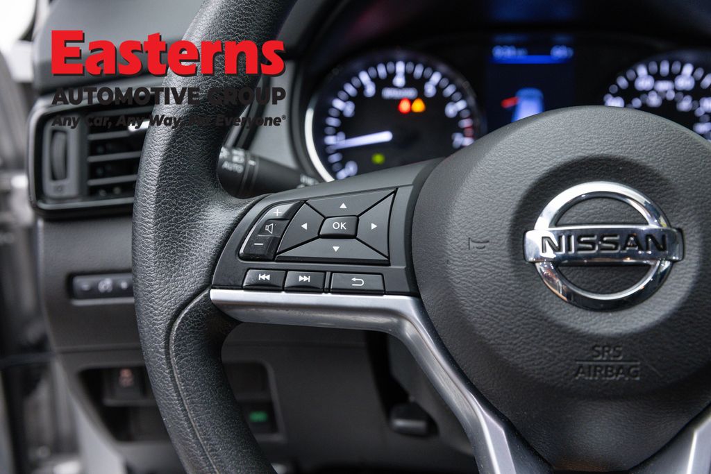 2020 Nissan Rogue Sport 50
