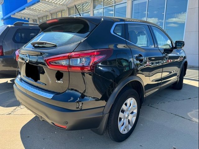 2020 Nissan Rogue Sport S