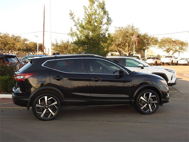 2020 Nissan Rogue Sport SL