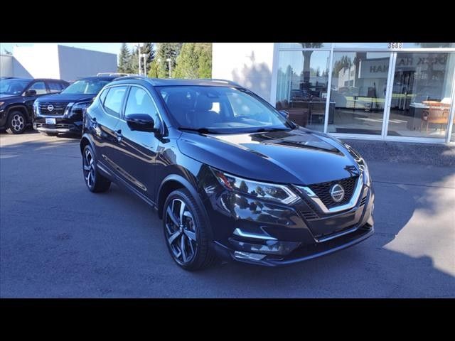 2020 Nissan Rogue Sport SL