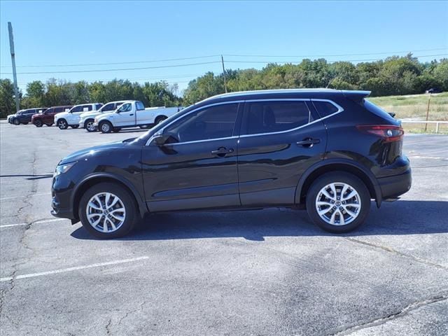 2020 Nissan Rogue Sport SV