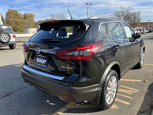 2020 Nissan Rogue Sport SV