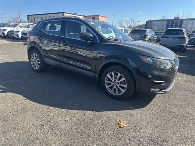 2020 Nissan Rogue Sport SV