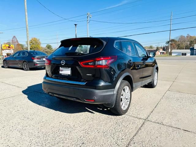 2020 Nissan Rogue Sport S