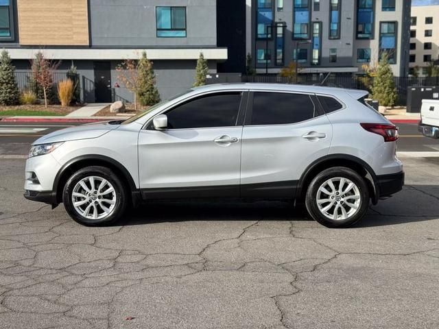 2020 Nissan Rogue Sport S