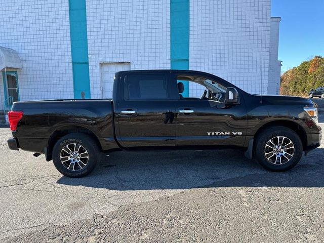 2020 Nissan Titan SV