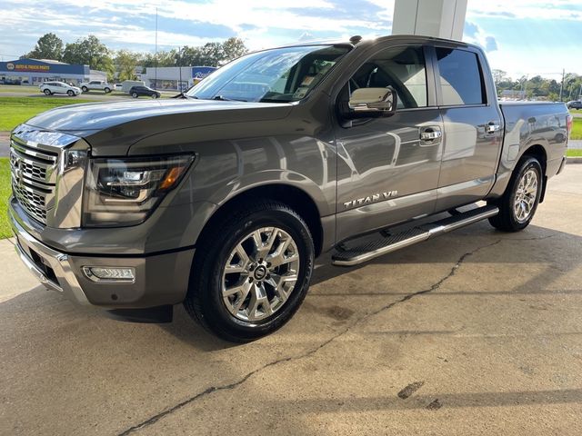 2020 Nissan Titan SL