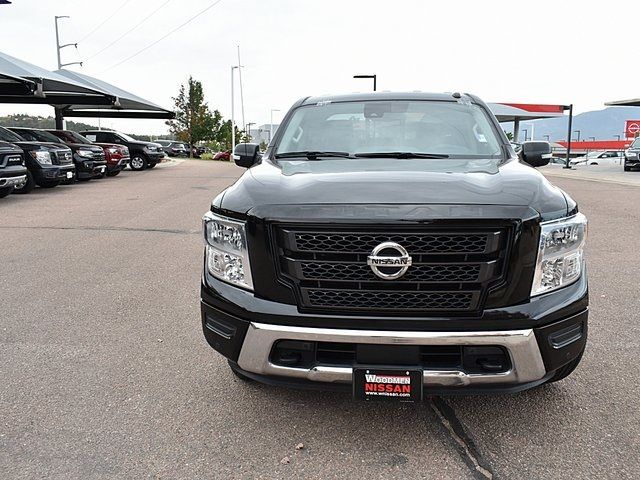 2020 Nissan Titan SV