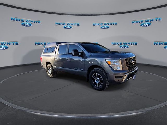 2020 Nissan Titan SV