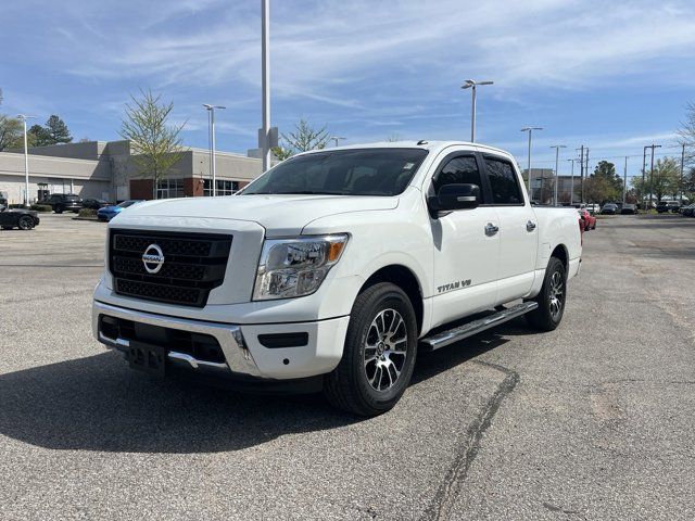 2020 Nissan Titan SV