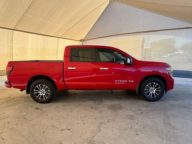 2020 Nissan Titan SV