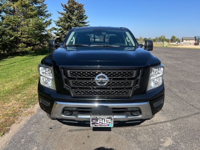 2020 Nissan Titan SV